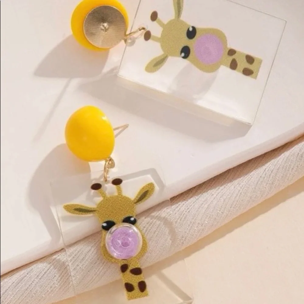 Cartoon Giraffe Blow 3D Bubble Pucker Kiss Pacifier Animal Lover Acrylic Earring